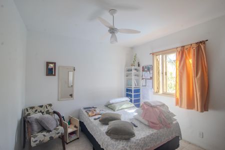 Casa à venda com 140m², 5 quartos e 2 vagasQuarto 5