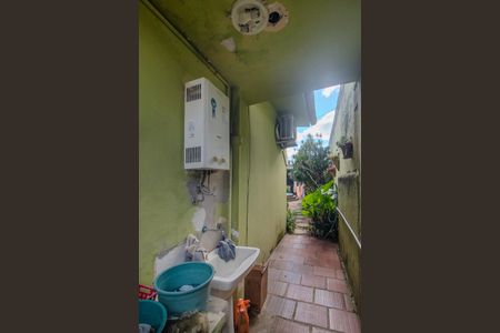 Casa à venda com 140m², 5 quartos e 2 vagasCorredor