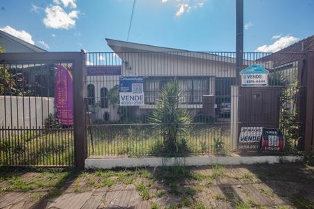 Casa à venda com 140m², 5 quartos e 2 vagasPlaca/Fachada