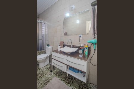 Casa à venda com 140m², 5 quartos e 2 vagasBanheiro social