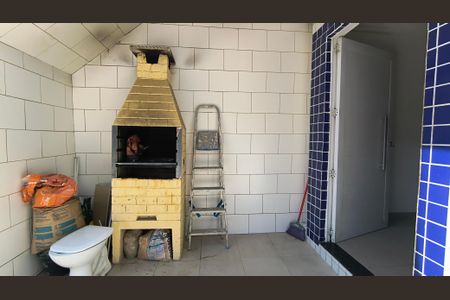 Casa à venda com 80m², 2 quartos e 1 vagaQuintal