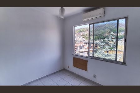 Apartamento à venda com 68m², 2 quartos e 1 vagaQuarto 2