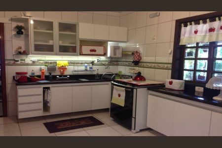 Casa de Condomínio à venda com 4 quartos, 375m² em Vereda das Gerais, Nova Lima