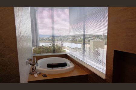 Casa de Condomínio à venda com 3 quartos, 572m² em Alphaville, Nova Lima