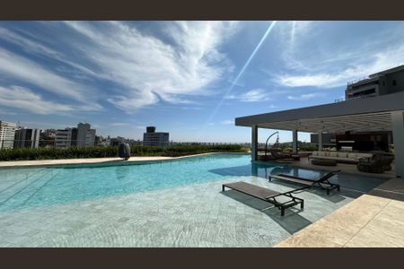 Apartamento à venda com 323m², 4 quartos e 4 vagas