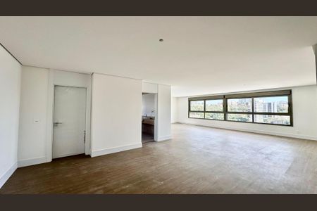 Apartamento à venda com 4 quartos, 323m² em Santa Lúcia, Belo Horizonte