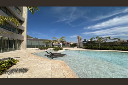 Apartamento à venda com 323m², 4 quartos e 4 vagas