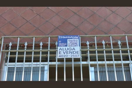 Casa à venda com 350m², 3 quartos e 4 vagasFachada Placa KBVE-469 27/09/25