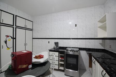 Casa à venda com 170m², 2 quartos e sem vagaCozinha