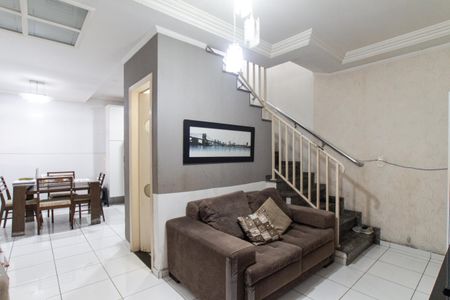 Sala de casa à venda com 2 quartos, 67m² em Vila Maria Baixa, São Paulo