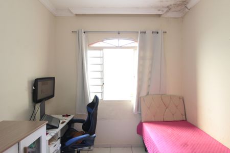 Casa à venda com 167m², 3 quartos e 3 vagasQuarto 2