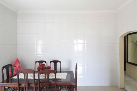 Casa à venda com 167m², 3 quartos e 3 vagasCozinha