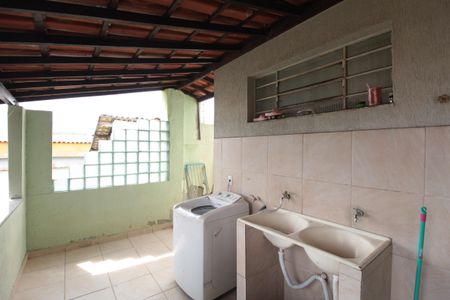 Casa à venda com 167m², 3 quartos e 3 vagasÁrea de Serviço