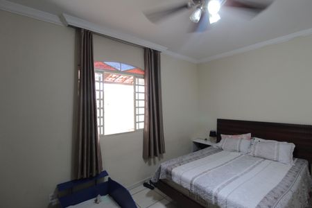 Casa à venda com 167m², 3 quartos e 3 vagasSuite