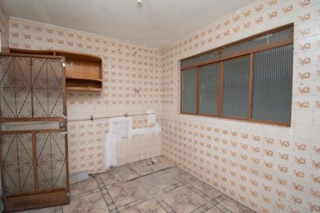 Casa à venda com 360m², 4 quartos e 2 vagasÁrea de Serviço