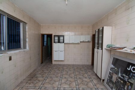 Casa à venda com 360m², 4 quartos e 2 vagasCozinha