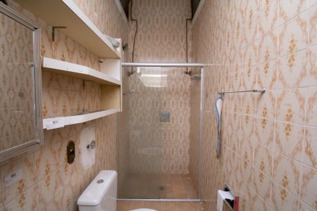 Casa à venda com 360m², 4 quartos e 2 vagasBanheiro da Suíte