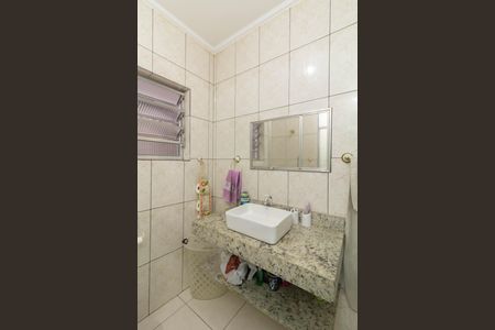 Casa à venda com 125m², 3 quartos e 2 vagas Casa à venda com 125m², 3 quartos e 2 vagasBanheiro 2