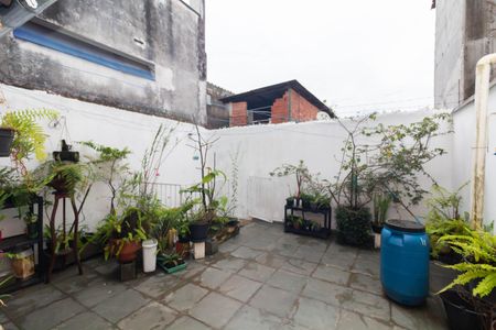 Casa à venda com 125m², 3 quartos e 2 vagas Casa à venda com 125m², 3 quartos e 2 vagasQuintal