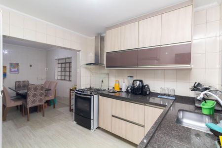 Casa à venda com 125m², 3 quartos e 2 vagas Casa à venda com 125m², 3 quartos e 2 vagasCozinha