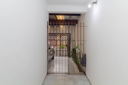 Casa à venda com 125m², 3 quartos e 2 vagas Casa à venda com 125m², 3 quartos e 2 vagasCorredor