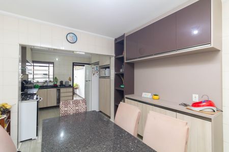 Casa à venda com 125m², 3 quartos e 2 vagas Casa à venda com 125m², 3 quartos e 2 vagasCozinha