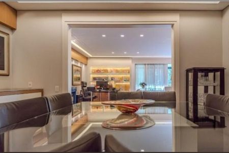 Apartamento para alugar com 4 quartos, 309m² em Santo Amaro, São Paulo