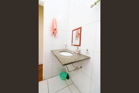 Casa à venda com 118m², 2 quartos e 1 vaga Casa à venda com 118m², 2 quartos e 1 vagaBanheiro