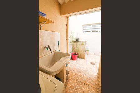 Casa à venda com 118m², 2 quartos e 1 vaga Casa à venda com 118m², 2 quartos e 1 vagaÁrea de Serviço