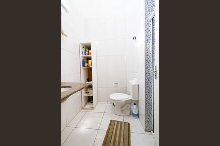 Casa à venda com 118m², 2 quartos e 1 vaga Casa à venda com 118m², 2 quartos e 1 vagaBanheiro