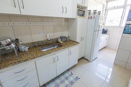Apartamento à venda com 80m², 3 quartos e 2 vagas Apartamento à venda com 80m², 3 quartos e 2 vagasCozinha