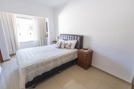 Apartamento à venda com 80m², 3 quartos e 2 vagas Apartamento à venda com 80m², 3 quartos e 2 vagasSuíte