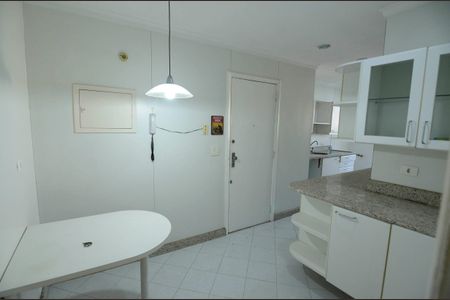 Apartamento à venda com 124m², 3 quartos e 2 vagasCozinha