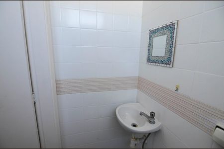 Apartamento à venda com 124m², 3 quartos e 2 vagasBanheiro de Serviço