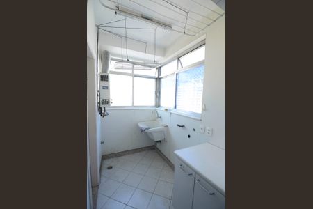 Apartamento à venda com 124m², 3 quartos e 2 vagasÁrea de Serviço