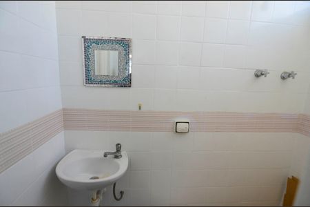 Apartamento à venda com 124m², 3 quartos e 2 vagasBanheiro de Serviço