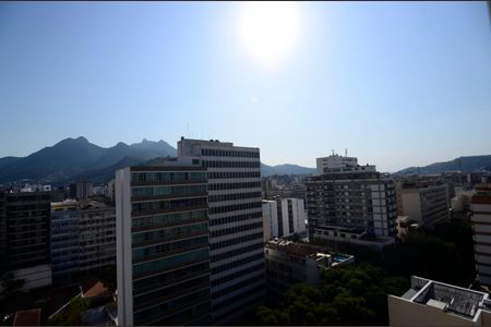 Apartamento à venda com 124m², 3 quartos e 2 vagasVista da Suíte