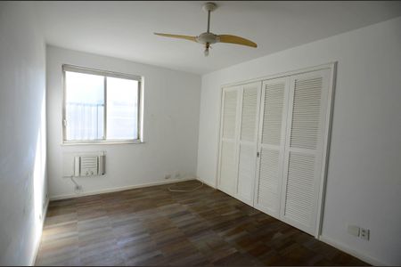 Apartamento à venda com 124m², 3 quartos e 2 vagasSuíte