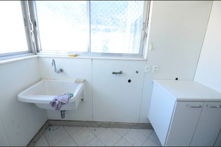 Apartamento à venda com 124m², 3 quartos e 2 vagasÁrea de Serviço