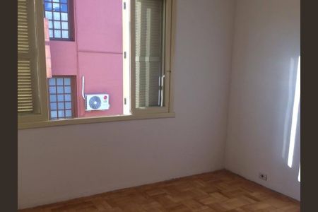 Quarto 1 de apartamento à venda com 2 quartos, 70m² em Mont’Serrat, Porto Alegre