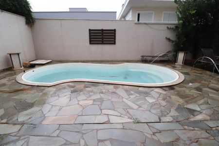 Casa de condomínio para alugar com 350m², 4 quartos e 6 vagasÁrea comum - Piscina