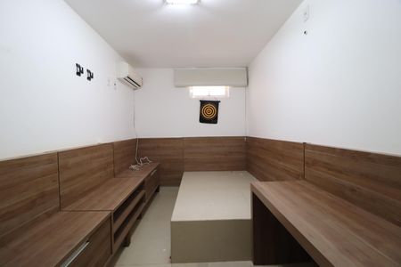 Casa de condomínio para alugar com 350m², 4 quartos e 6 vagasQuarto
