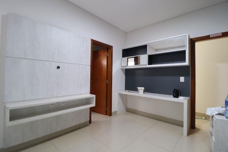 Casa de condomínio para alugar com 350m², 4 quartos e 6 vagasSuíte 1