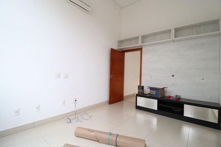 Casa de condomínio para alugar com 350m², 4 quartos e 6 vagasSala 2