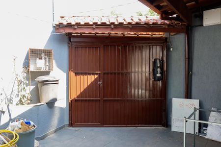 Casa à venda com 213m², 3 quartos e 2 vagas Casa à venda com 213m², 3 quartos e 2 vagasGaragem