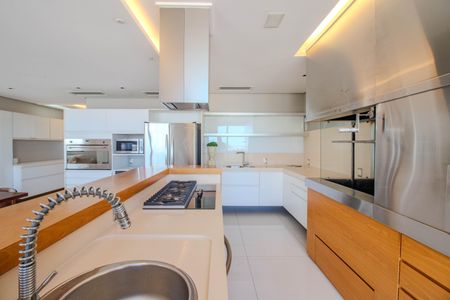 Apartamento à venda com 600m², 6 quartos e 5 vagasEspaço Gourmet - Cobertura