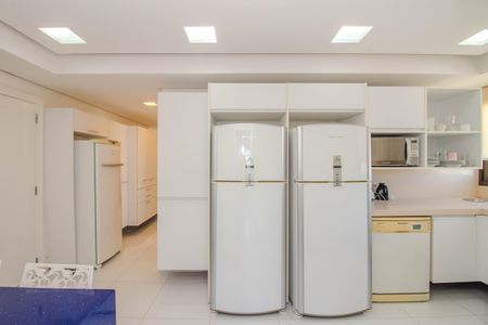 Apartamento à venda com 600m², 6 quartos e 5 vagasCozinha e Área de Serviço