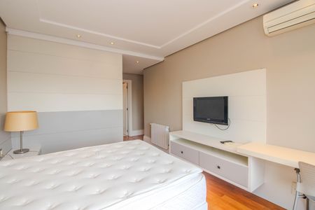 Apartamento à venda com 600m², 6 quartos e 5 vagasSuíte 6 - Cobertura