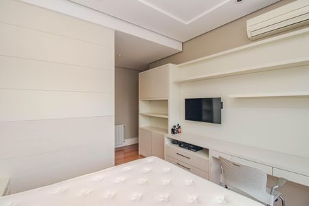 Apartamento à venda com 600m², 6 quartos e 5 vagasSuíte 4