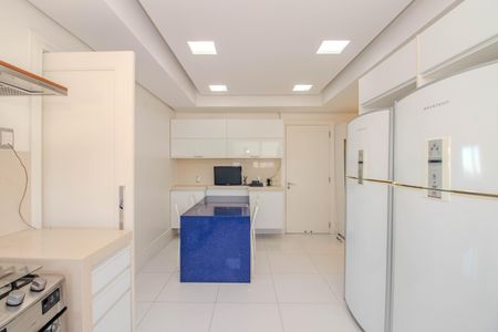 Apartamento à venda com 600m², 6 quartos e 5 vagasCozinha e Área de Serviço
